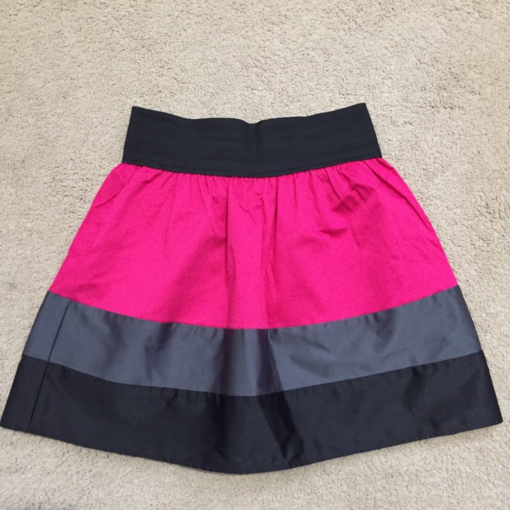 Spring Street Mini Skirt Size Medium Pink Black